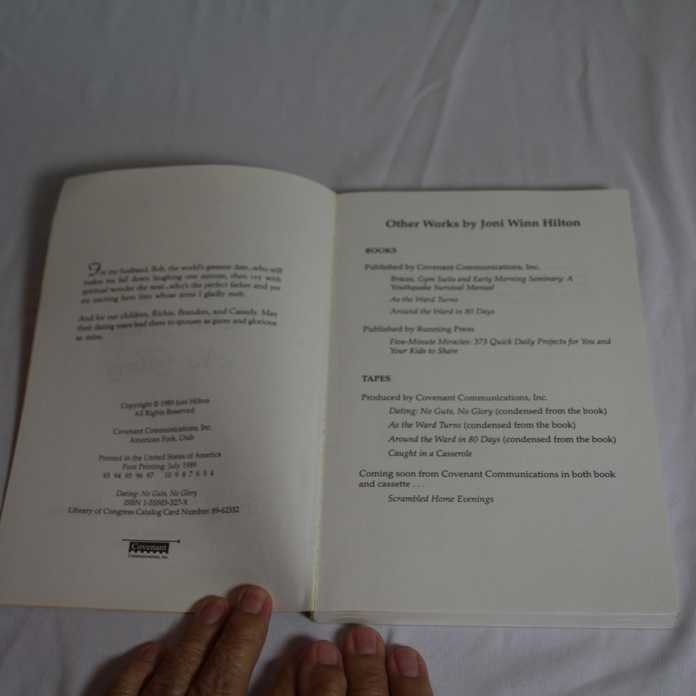 Dating No Guts No Glory by Joni Hilton - 1989 First Printing Novel Book - Picture 9 of 9